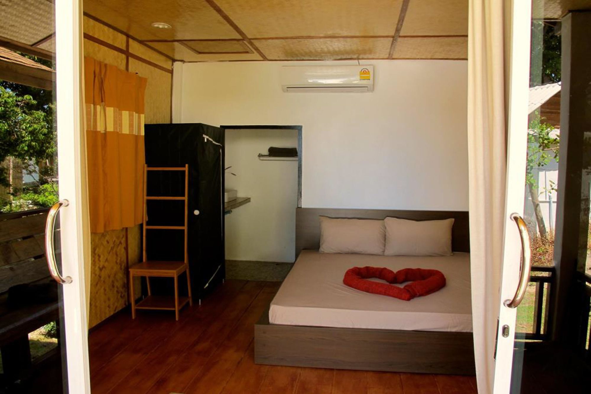 Pitiusas Beach Resort Koh Lipe Eksteriør bilde